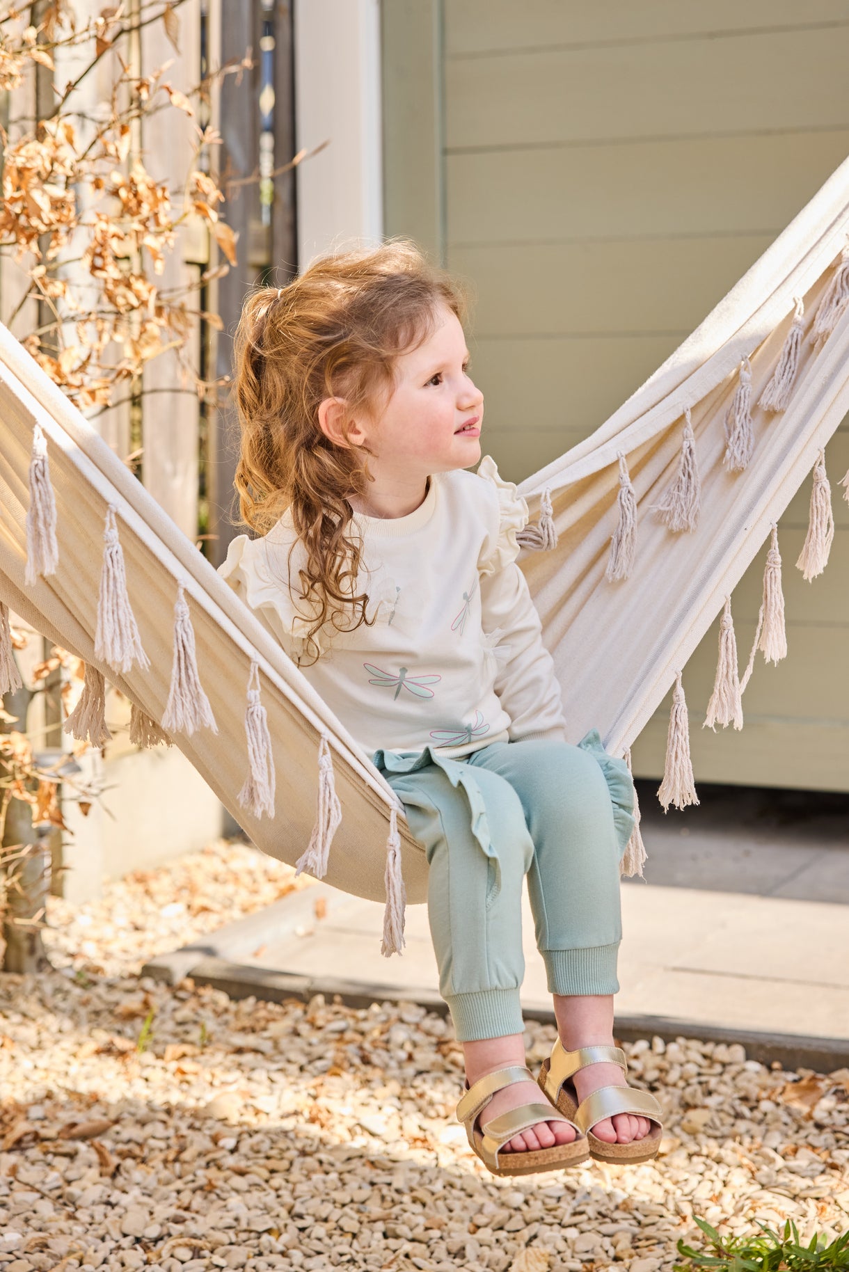 Sudadera de Algodón Beige de Libélulas para Niña