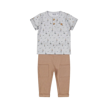 Conjunto de playera y pantalón para bebé - Kool KidsDIRKJEKool KidsP54557Conjunto de playera y pantalón para bebé3 MesesLight blue