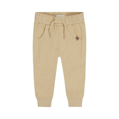 Jogger Tipo Cargo de Algodón Color Kaki para Niño - Kool KidsDIRKJEKool KidsN58569-3MJogger Tipo Cargo de Algodón Color Kaki para Niño3 MesesArena8720815591914